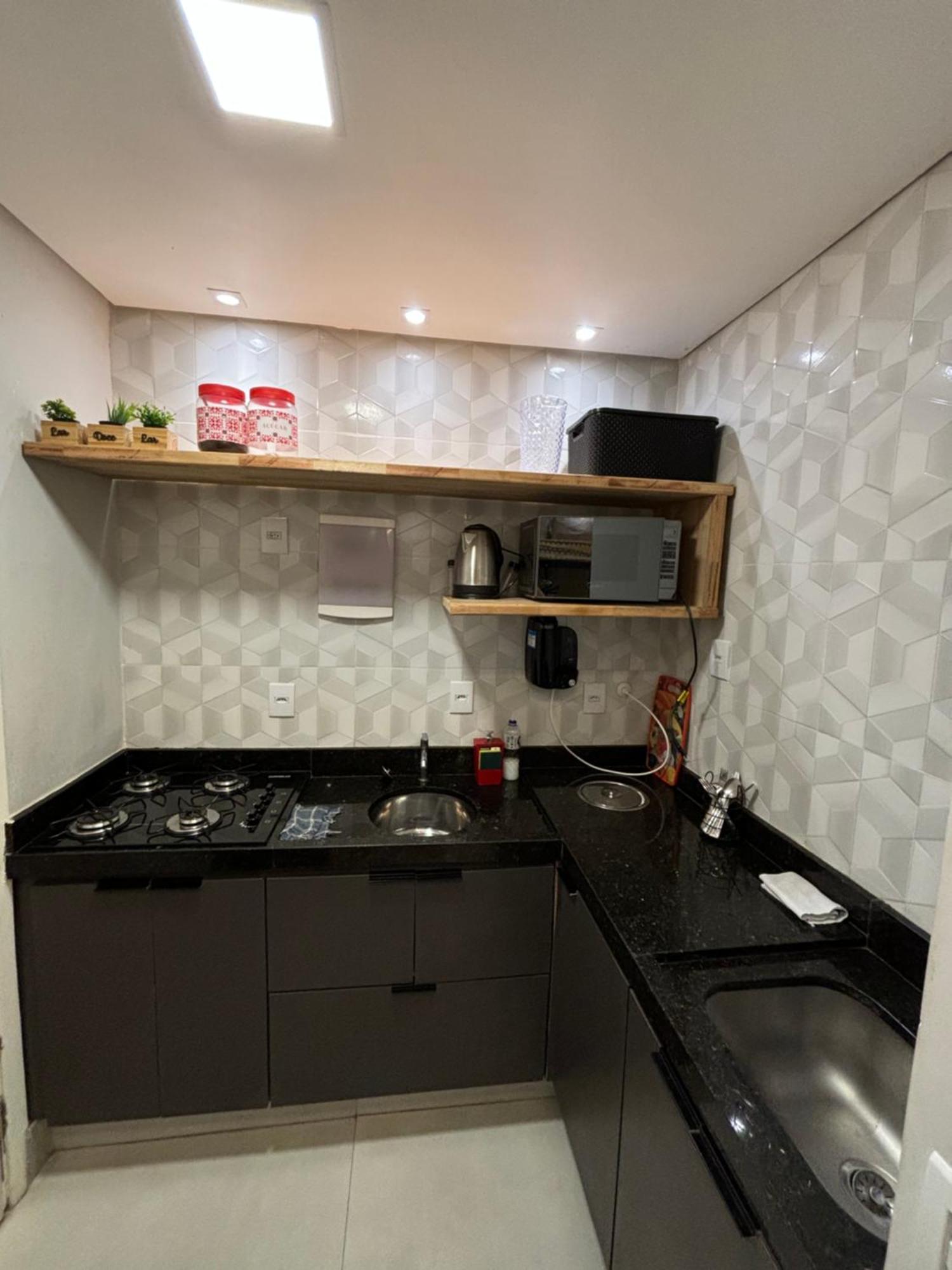 Apartamento Kit Pe Na Areia - Do Gonzaguinha - - Wi-fi E Est Conveniado *
